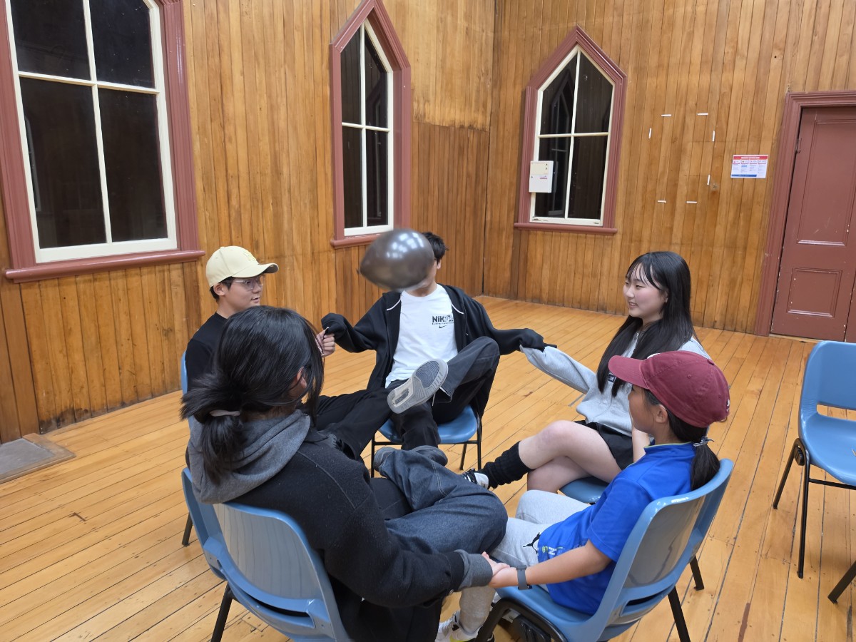 게임하는 mk들.jpg